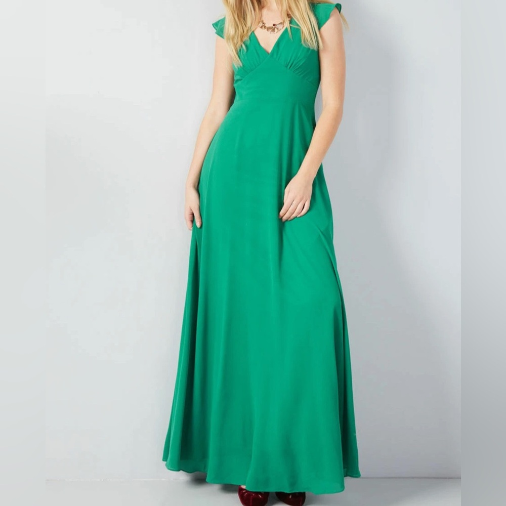 Minuet ModCloth Maxi Formal Dress, Floor Length. Great for weddings, engagement